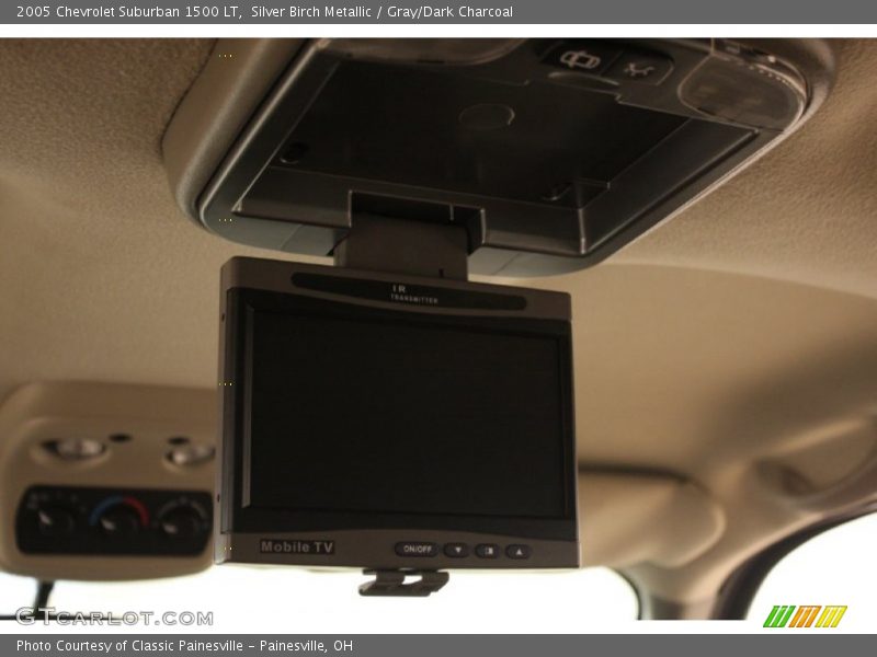 Silver Birch Metallic / Gray/Dark Charcoal 2005 Chevrolet Suburban 1500 LT