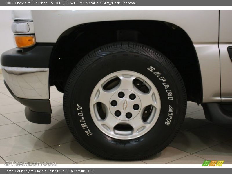 Silver Birch Metallic / Gray/Dark Charcoal 2005 Chevrolet Suburban 1500 LT
