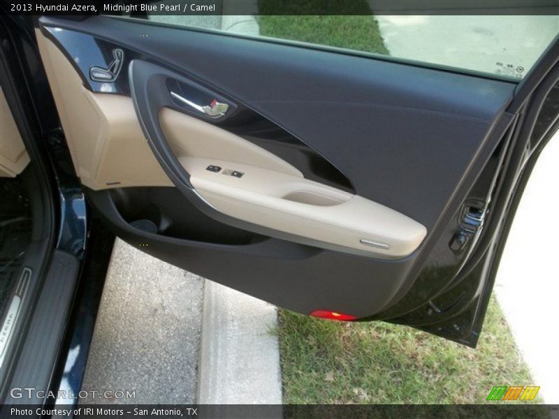 Midnight Blue Pearl / Camel 2013 Hyundai Azera