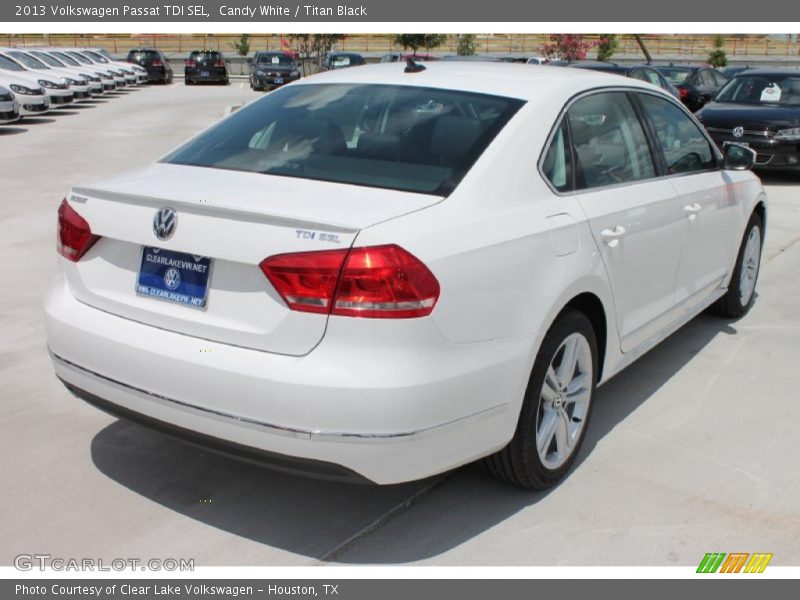 Candy White / Titan Black 2013 Volkswagen Passat TDI SEL
