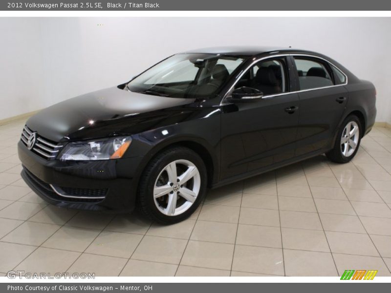 Black / Titan Black 2012 Volkswagen Passat 2.5L SE