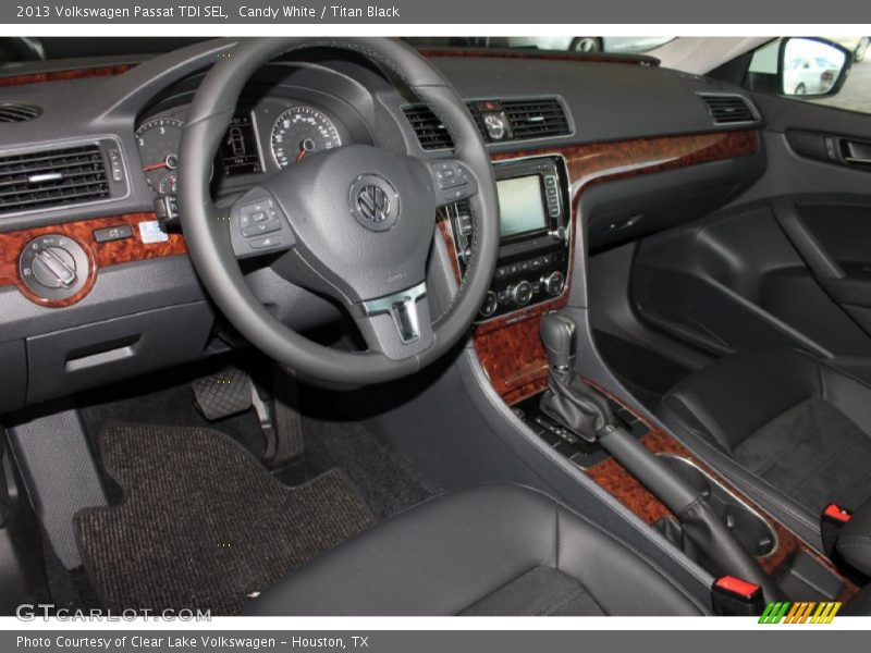 Candy White / Titan Black 2013 Volkswagen Passat TDI SEL