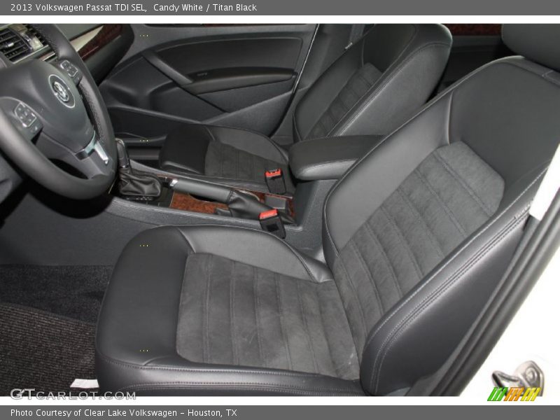 Candy White / Titan Black 2013 Volkswagen Passat TDI SEL