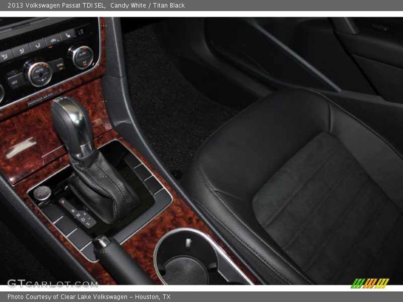 Candy White / Titan Black 2013 Volkswagen Passat TDI SEL