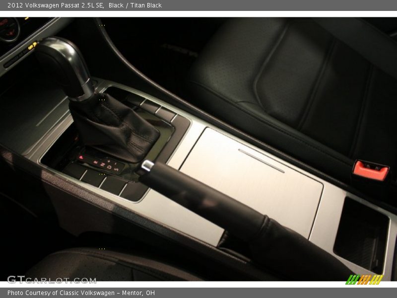 Black / Titan Black 2012 Volkswagen Passat 2.5L SE