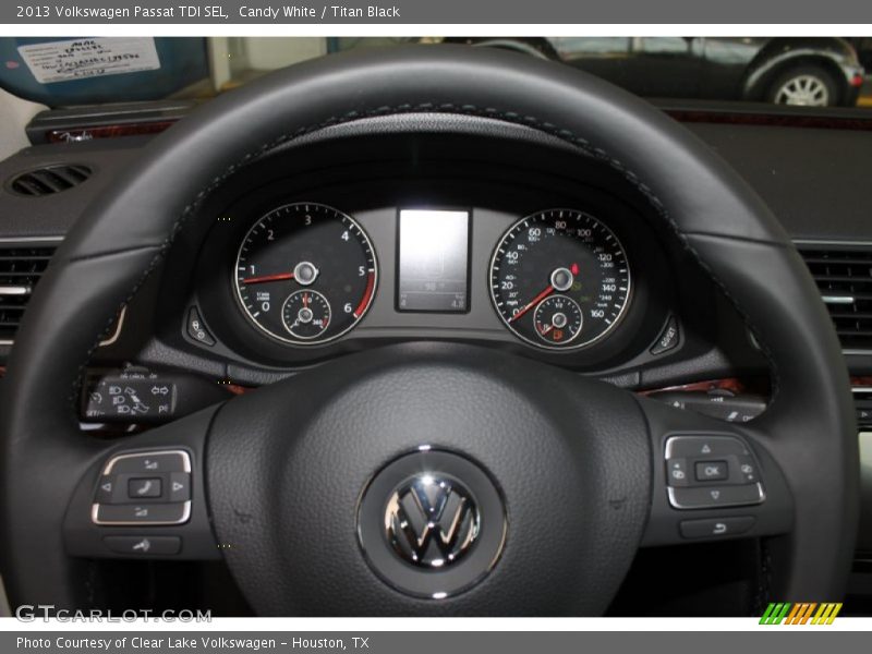 Candy White / Titan Black 2013 Volkswagen Passat TDI SEL