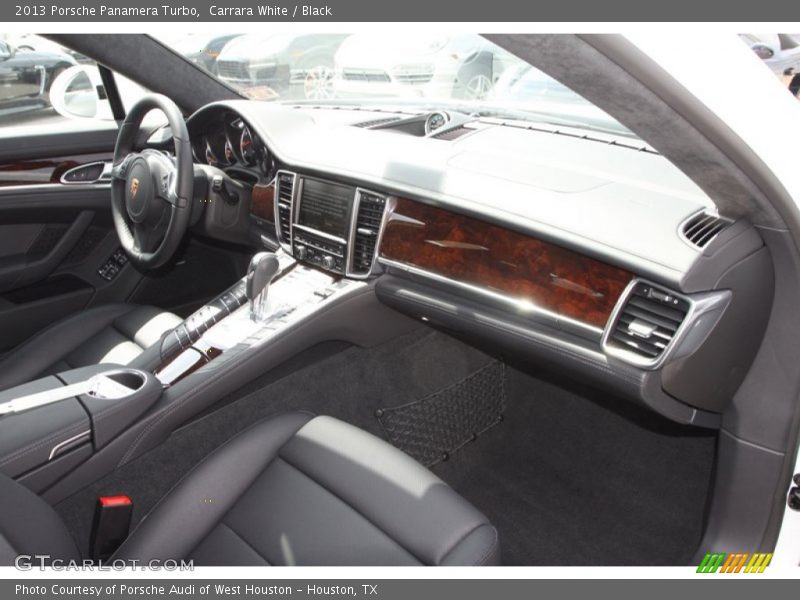 Dashboard of 2013 Panamera Turbo