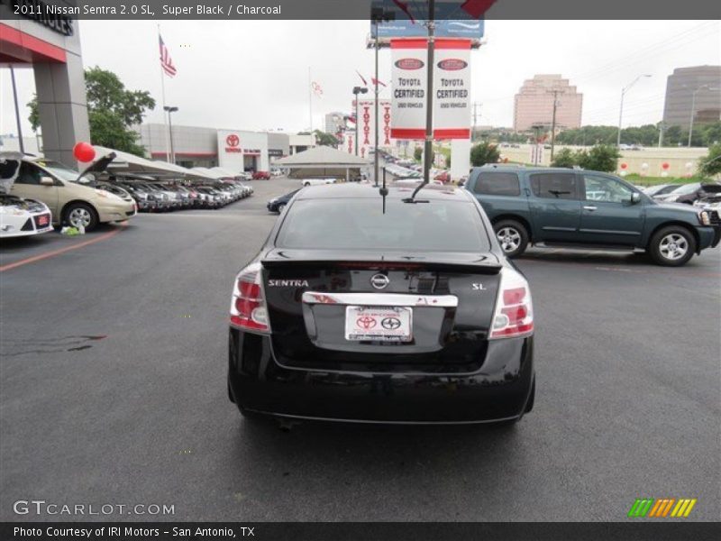 Super Black / Charcoal 2011 Nissan Sentra 2.0 SL