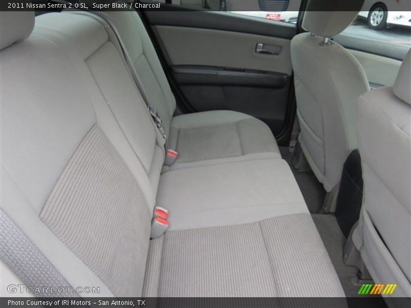 Super Black / Charcoal 2011 Nissan Sentra 2.0 SL