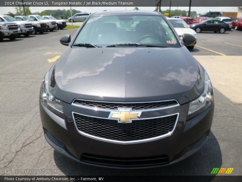 Tungsten Metallic / Jet Black/Medium Titanium 2014 Chevrolet Cruze LS