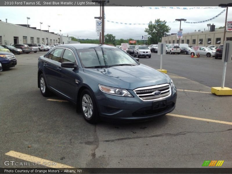 Steel Blue Metallic / Light Stone 2010 Ford Taurus SE