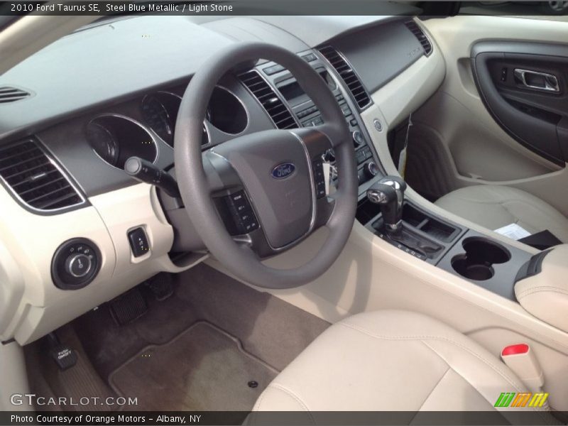 Steel Blue Metallic / Light Stone 2010 Ford Taurus SE
