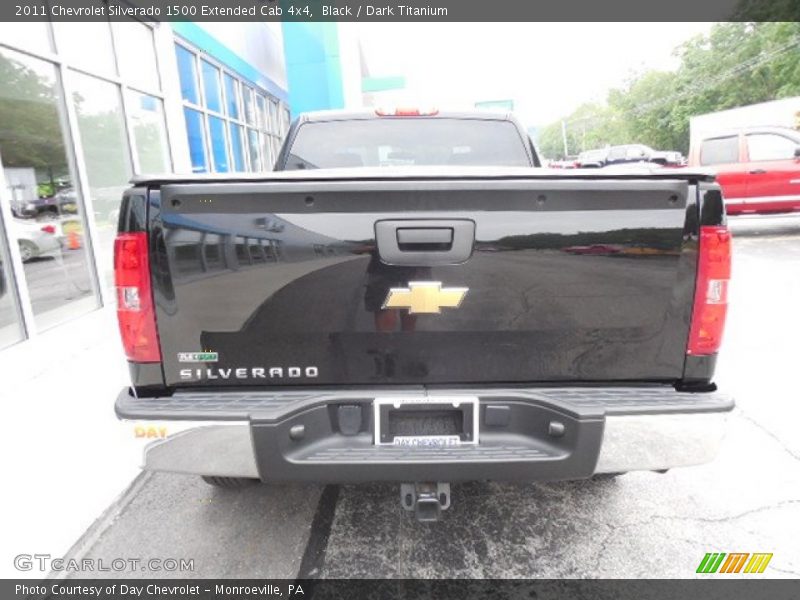 Black / Dark Titanium 2011 Chevrolet Silverado 1500 Extended Cab 4x4