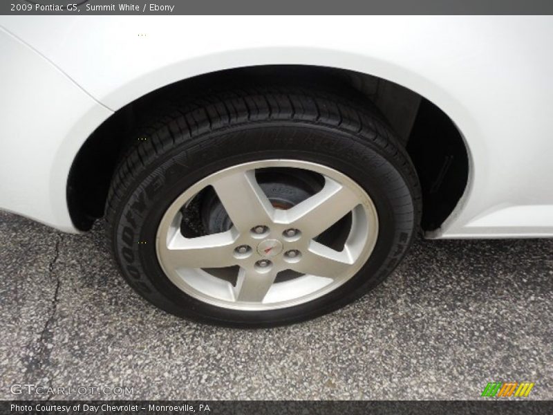 Summit White / Ebony 2009 Pontiac G5