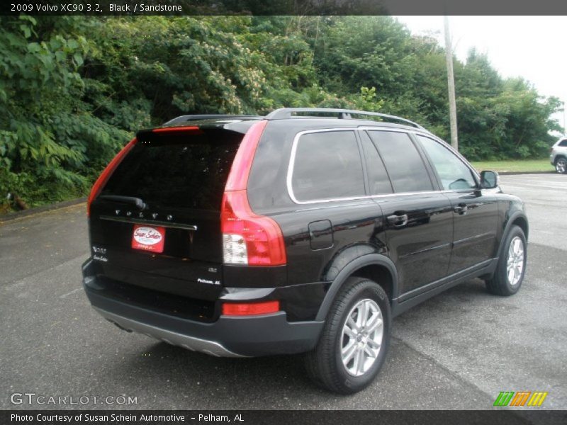Black / Sandstone 2009 Volvo XC90 3.2