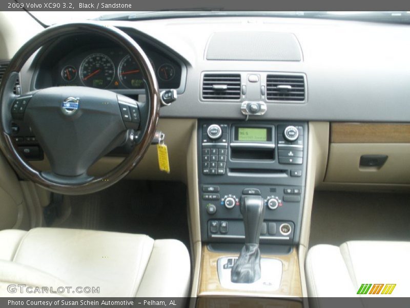 Black / Sandstone 2009 Volvo XC90 3.2