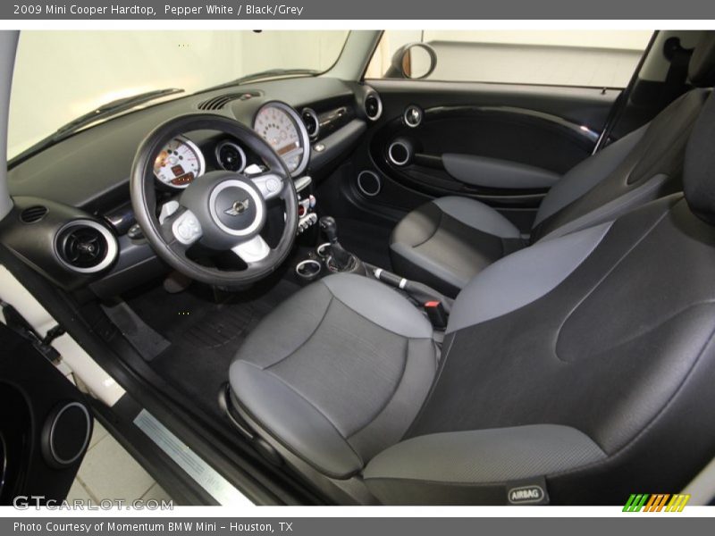 Pepper White / Black/Grey 2009 Mini Cooper Hardtop