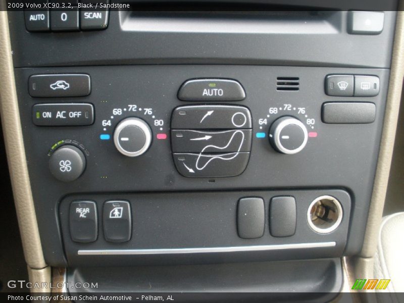 Black / Sandstone 2009 Volvo XC90 3.2