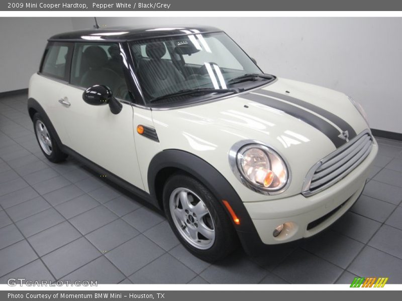 Pepper White / Black/Grey 2009 Mini Cooper Hardtop