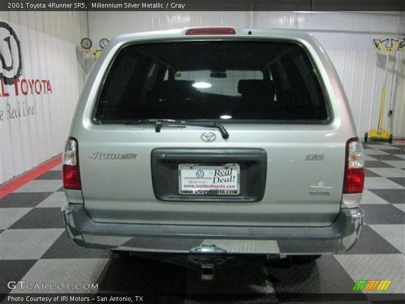 Millennium Silver Metallic / Gray 2001 Toyota 4Runner SR5