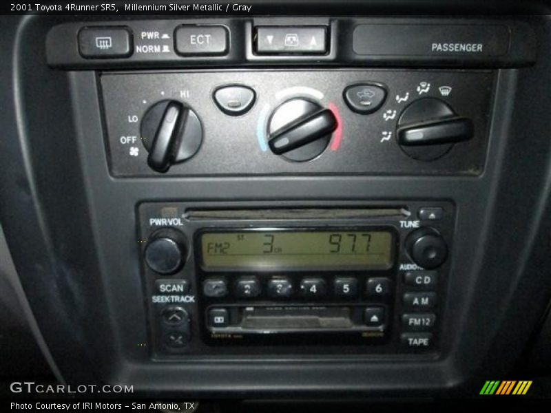 Millennium Silver Metallic / Gray 2001 Toyota 4Runner SR5