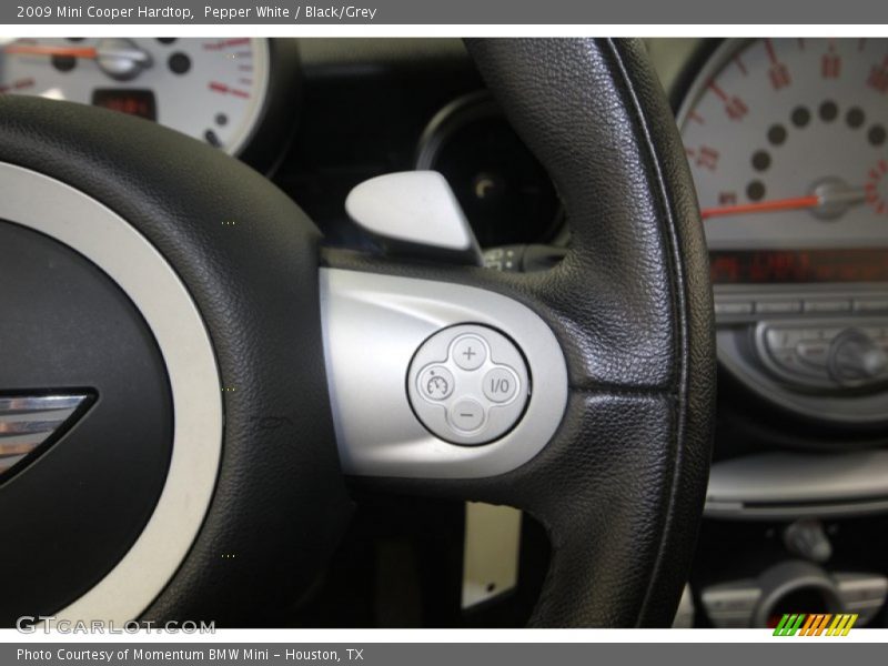 Pepper White / Black/Grey 2009 Mini Cooper Hardtop