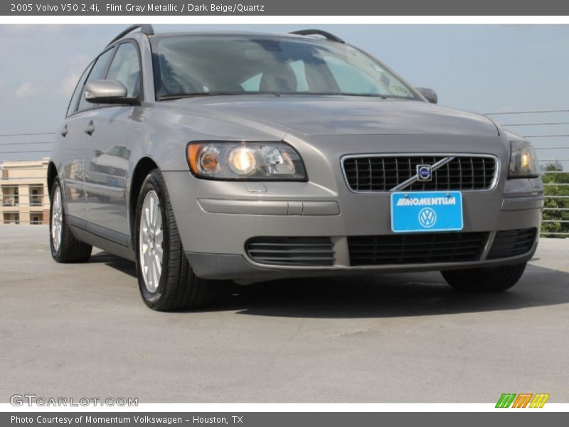 Flint Gray Metallic / Dark Beige/Quartz 2005 Volvo V50 2.4i