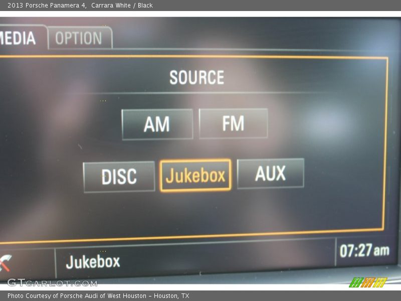 Carrara White / Black 2013 Porsche Panamera 4