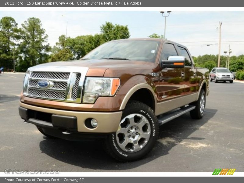 Front 3/4 View of 2011 F150 Lariat SuperCrew 4x4