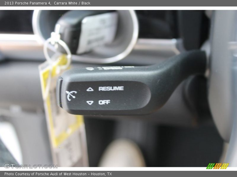 Carrara White / Black 2013 Porsche Panamera 4