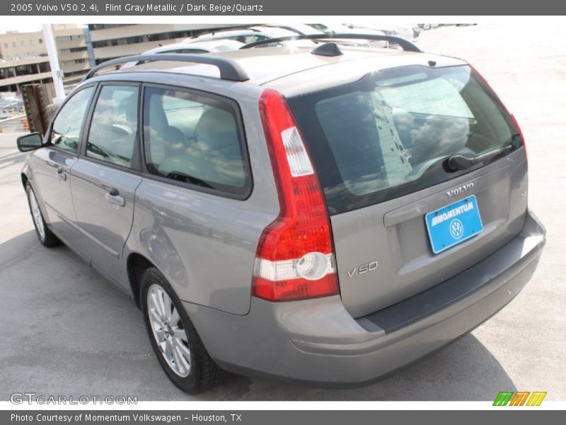 Flint Gray Metallic / Dark Beige/Quartz 2005 Volvo V50 2.4i