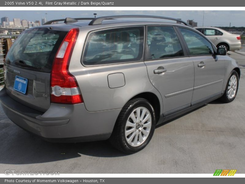 Flint Gray Metallic / Dark Beige/Quartz 2005 Volvo V50 2.4i