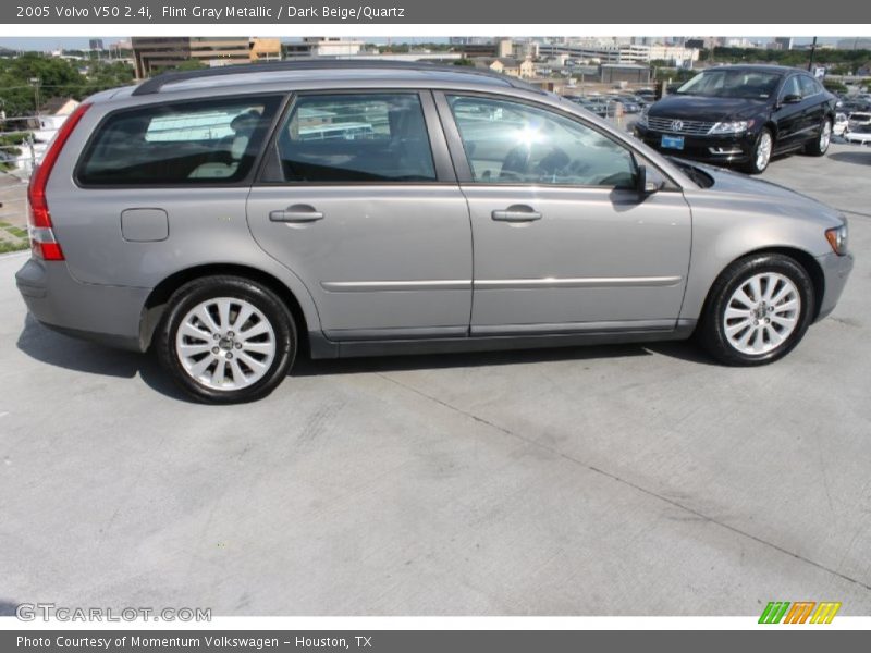 Flint Gray Metallic / Dark Beige/Quartz 2005 Volvo V50 2.4i
