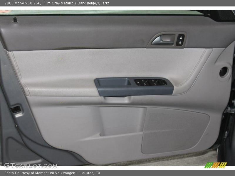 Flint Gray Metallic / Dark Beige/Quartz 2005 Volvo V50 2.4i