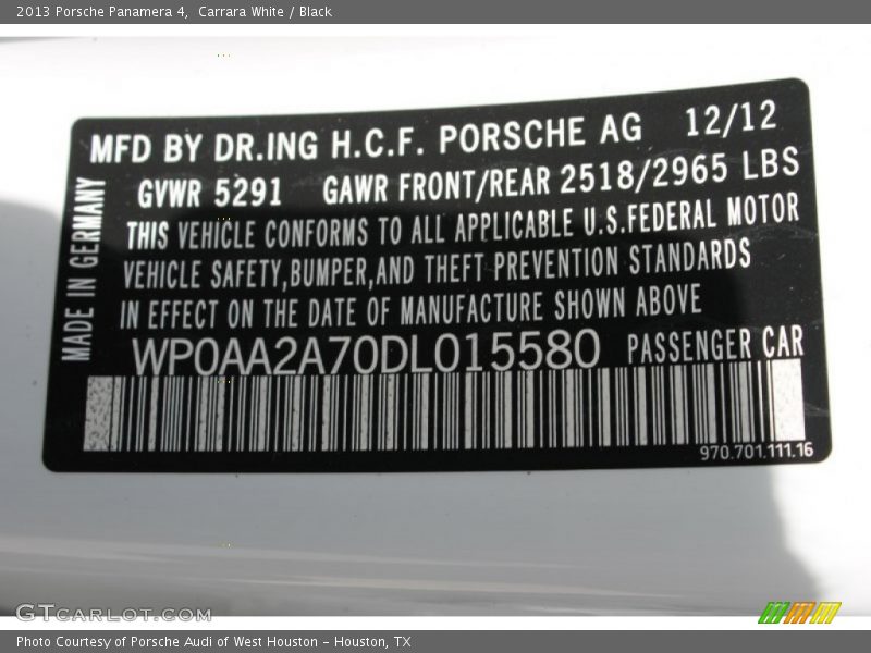 Carrara White / Black 2013 Porsche Panamera 4