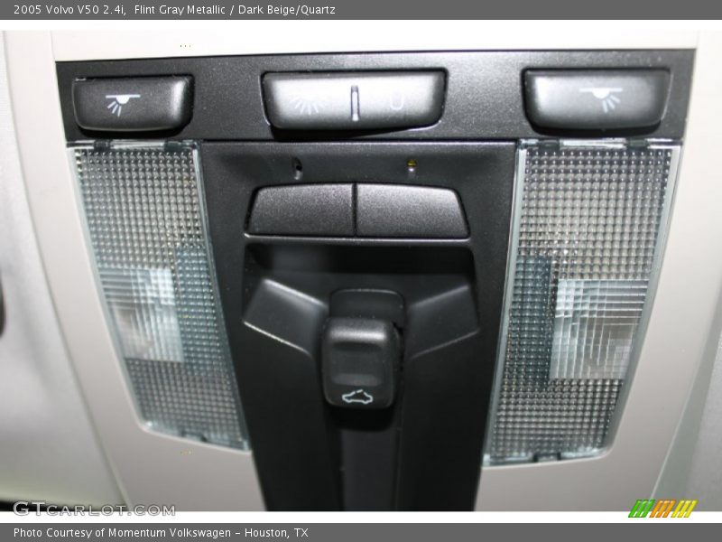 Flint Gray Metallic / Dark Beige/Quartz 2005 Volvo V50 2.4i