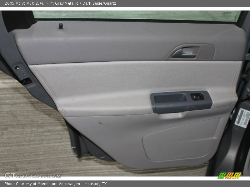Flint Gray Metallic / Dark Beige/Quartz 2005 Volvo V50 2.4i