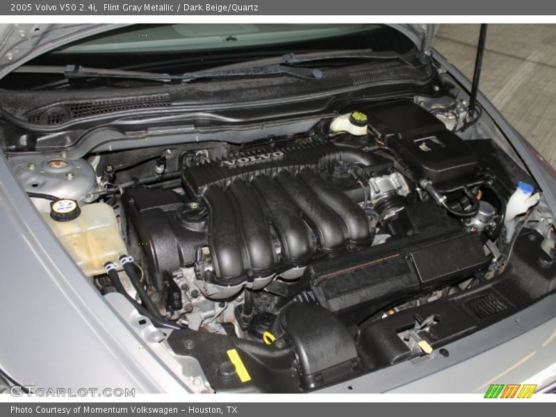 Flint Gray Metallic / Dark Beige/Quartz 2005 Volvo V50 2.4i