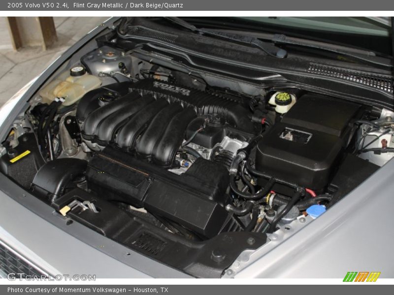 Flint Gray Metallic / Dark Beige/Quartz 2005 Volvo V50 2.4i
