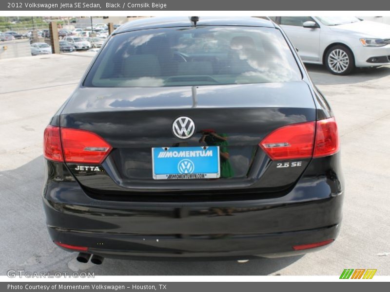 Black / Cornsilk Beige 2012 Volkswagen Jetta SE Sedan