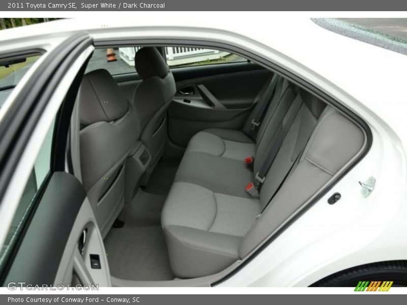 Super White / Dark Charcoal 2011 Toyota Camry SE