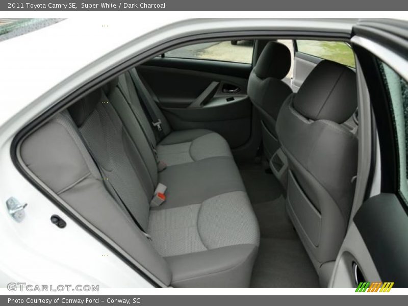 Super White / Dark Charcoal 2011 Toyota Camry SE