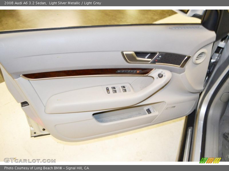 Light Silver Metallic / Light Grey 2008 Audi A6 3.2 Sedan