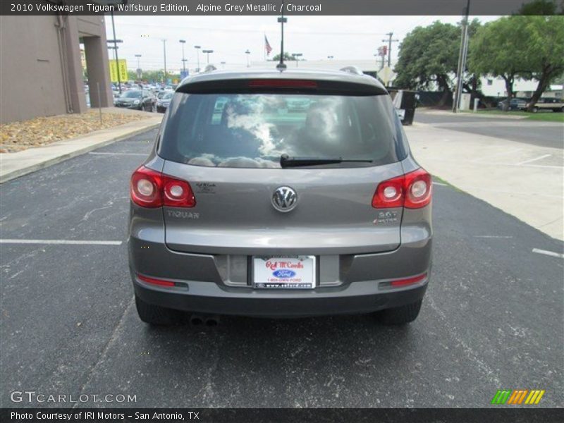 Alpine Grey Metallic / Charcoal 2010 Volkswagen Tiguan Wolfsburg Edition