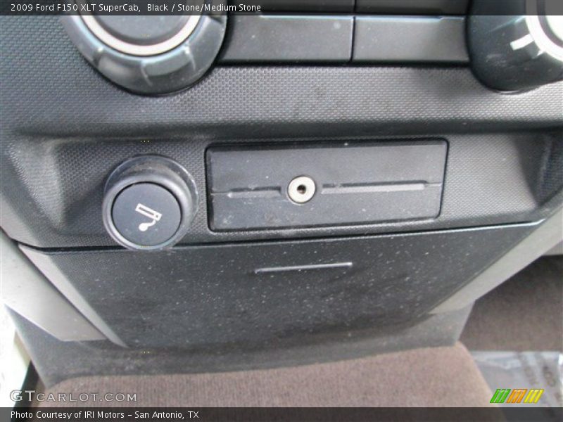 Black / Stone/Medium Stone 2009 Ford F150 XLT SuperCab