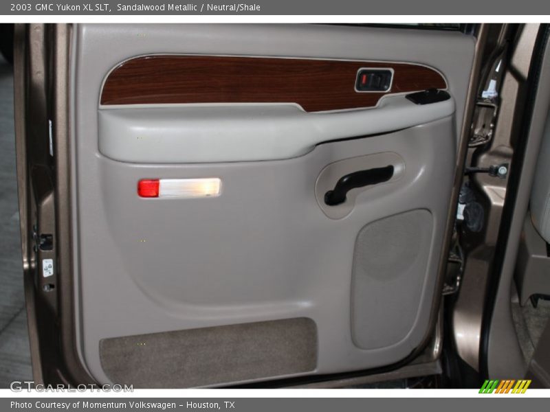 Sandalwood Metallic / Neutral/Shale 2003 GMC Yukon XL SLT