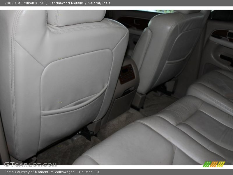 Sandalwood Metallic / Neutral/Shale 2003 GMC Yukon XL SLT