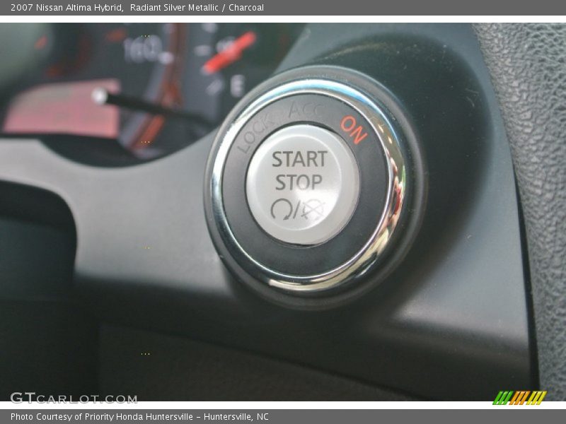 Radiant Silver Metallic / Charcoal 2007 Nissan Altima Hybrid