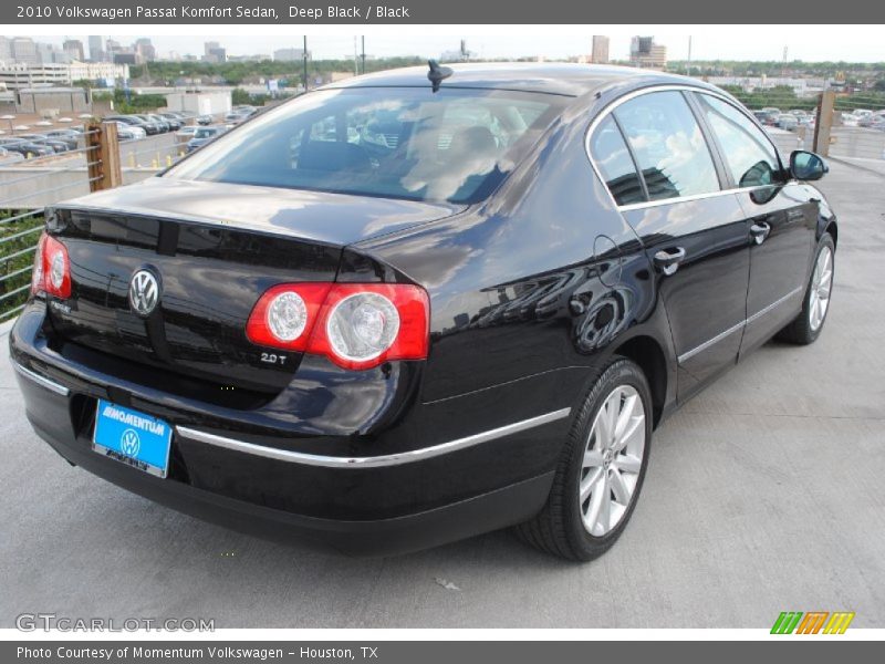 Deep Black / Black 2010 Volkswagen Passat Komfort Sedan