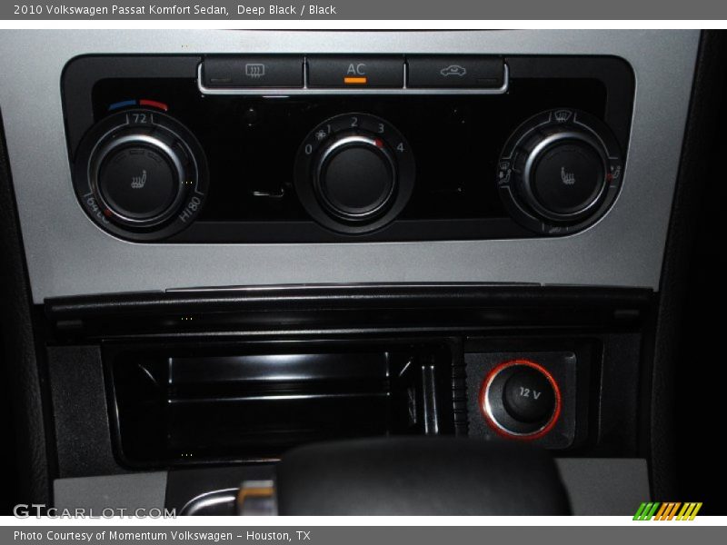 Deep Black / Black 2010 Volkswagen Passat Komfort Sedan